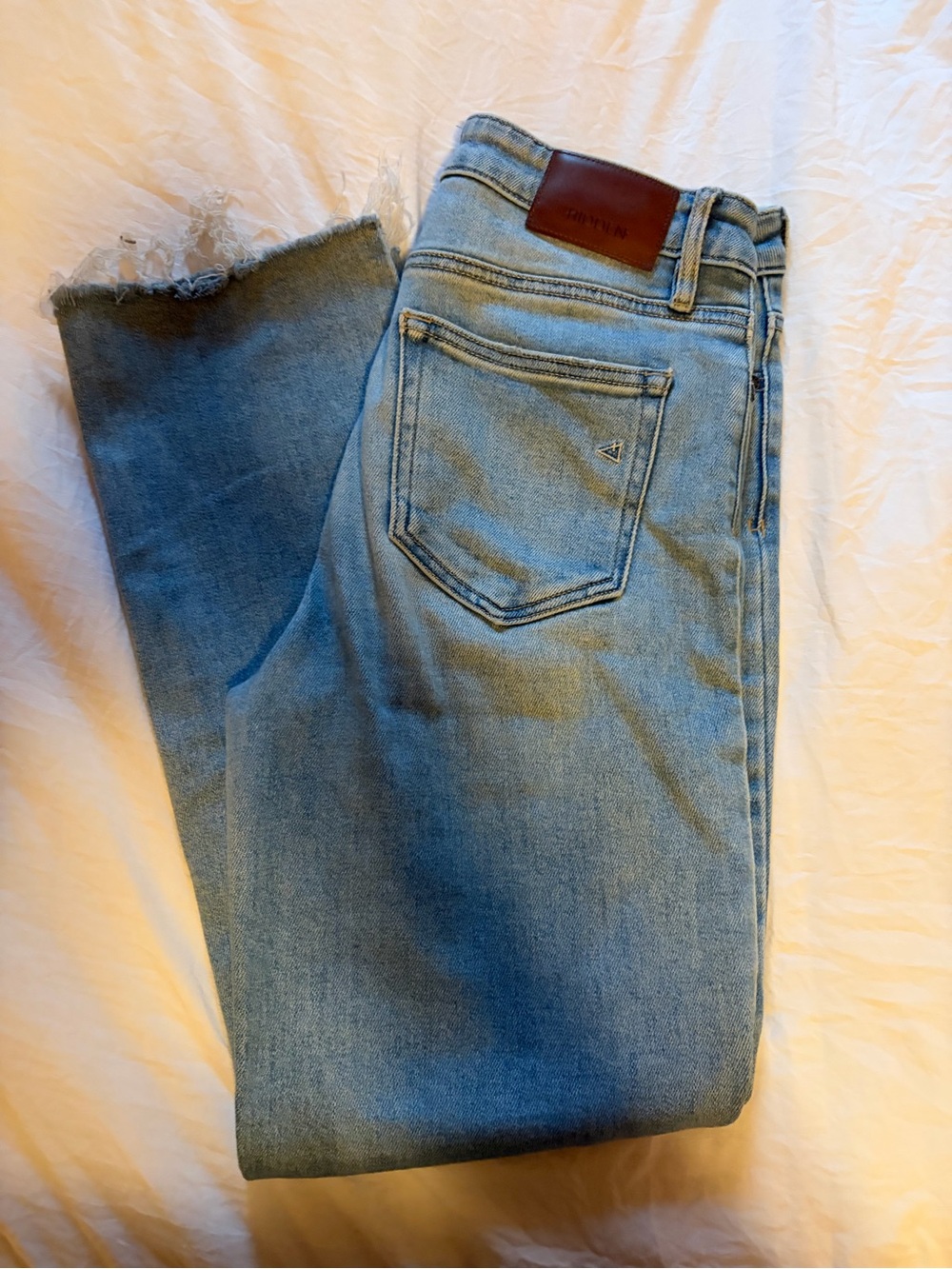 HIDDEN Light Wash Frayed Hem Jeans